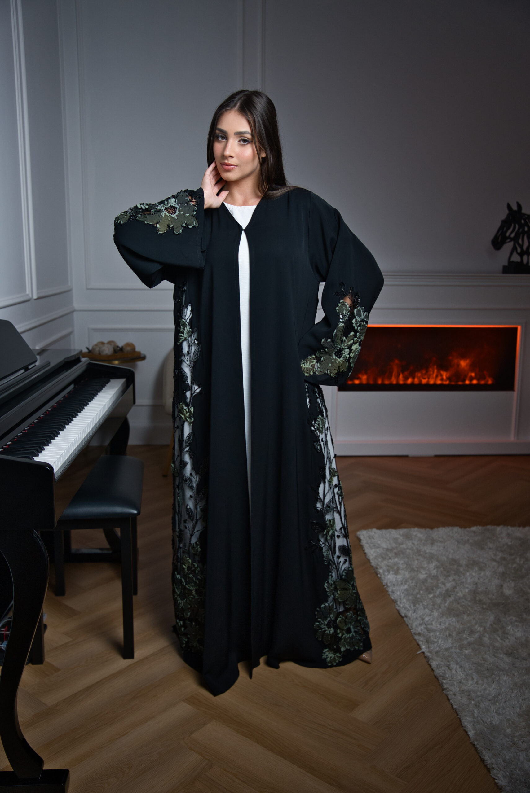 Dark Pearl Abaya - Image 2