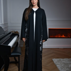 Signature Flow Abaya