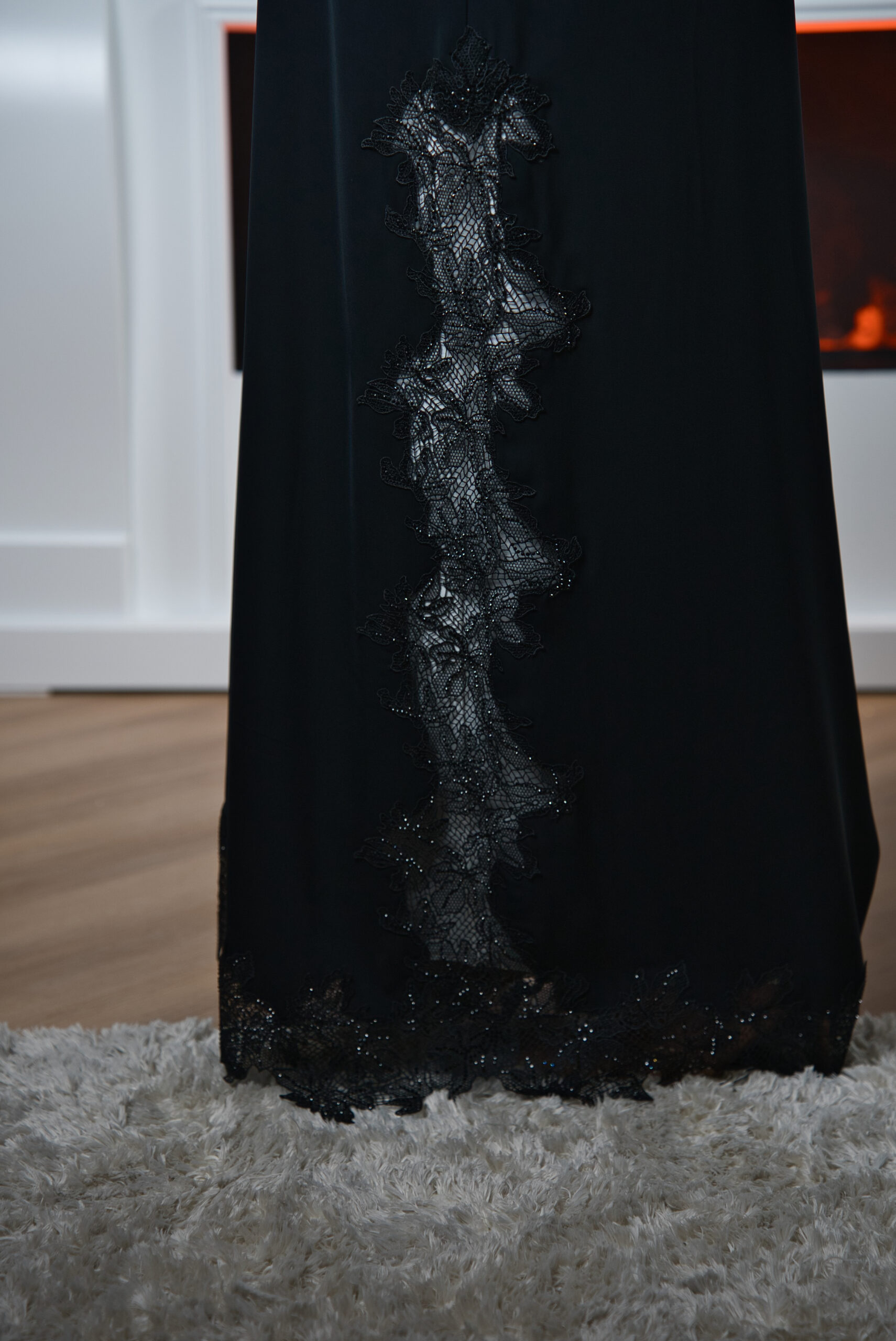 Majestic Silk Abaya - Image 4